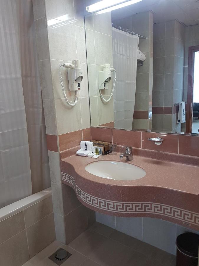 Platinum 2* Abu Dhabi